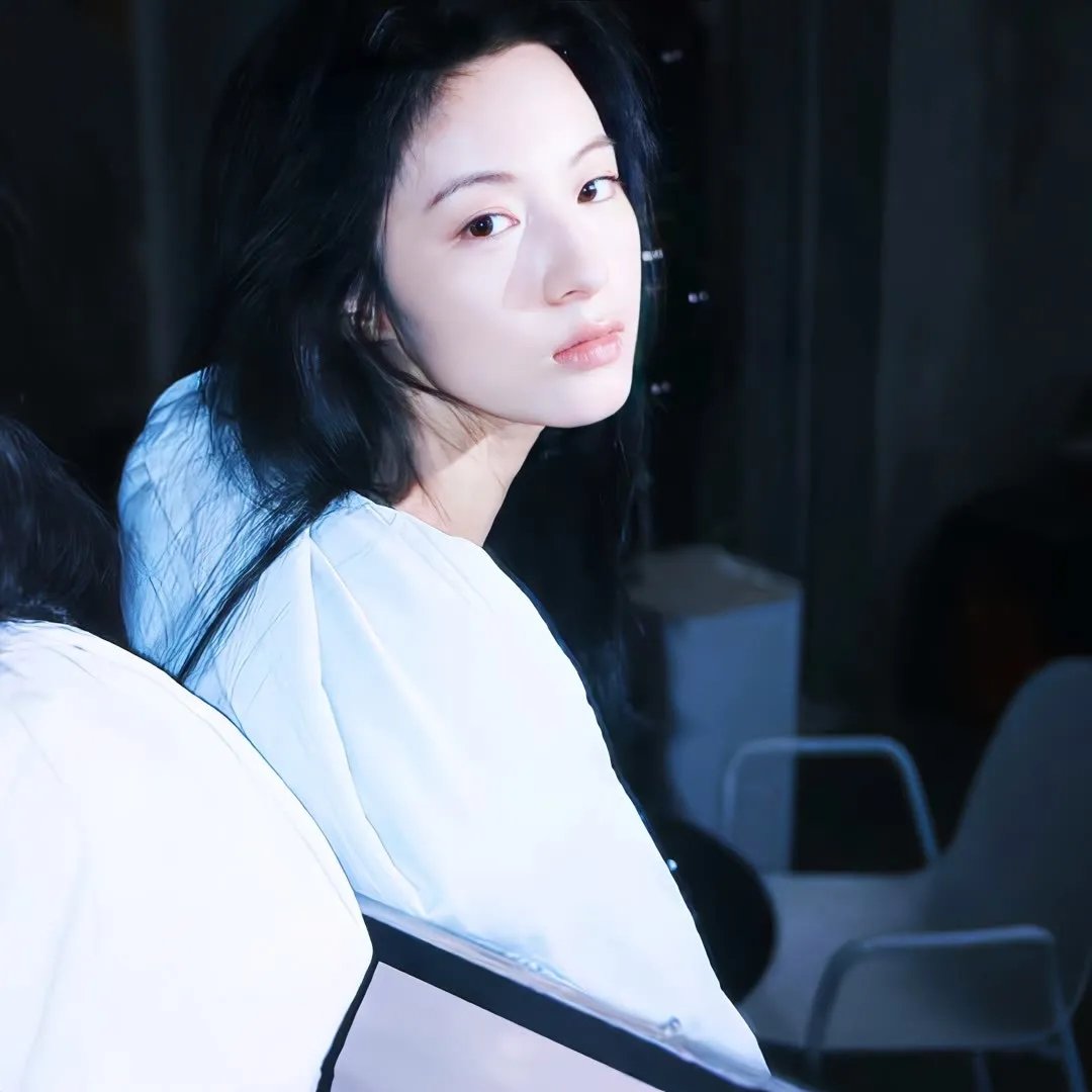 女销售勇闯时装周